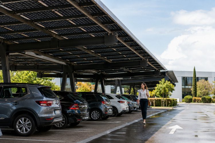 Ombrière de parking photovoltaique